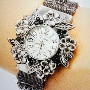 3D engraved Quartz Watch